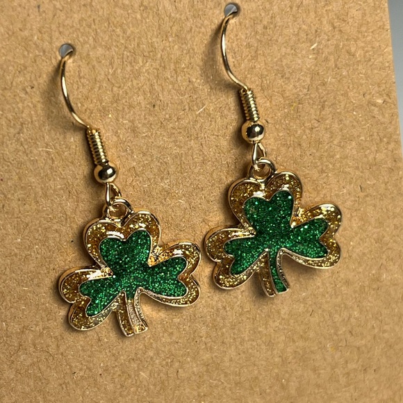 ☘️ SHAMROCK EARRINGS | New | very sparkly! - Picture 2 of 8